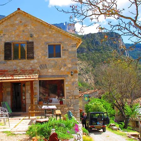 Un Cadre Magnifique, Au Coeur Du Verdon 卡斯特拉讷 外观 照片